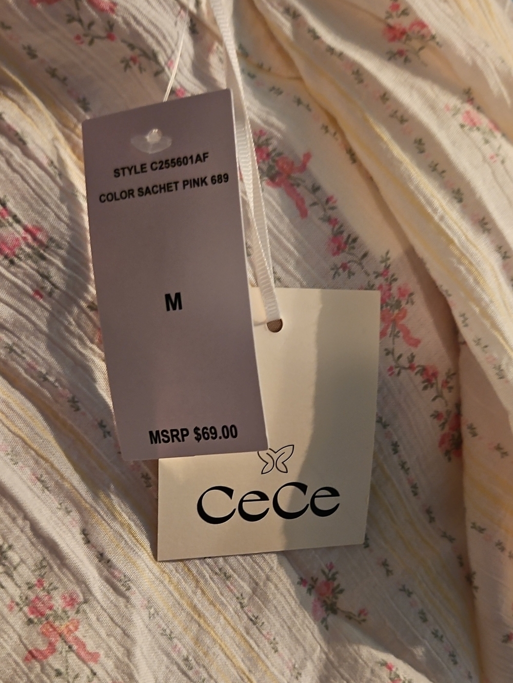 CeCe Pale Pink Floral Split V Puff Sleeve Blouse - Picture 5 of 5